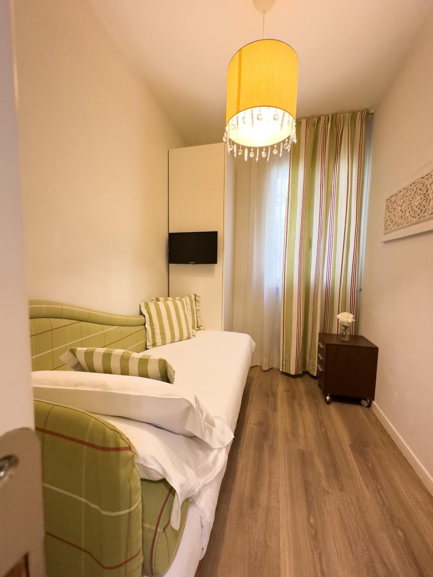 Residence Lungomare - Charming Apartments Riccione Exterior foto