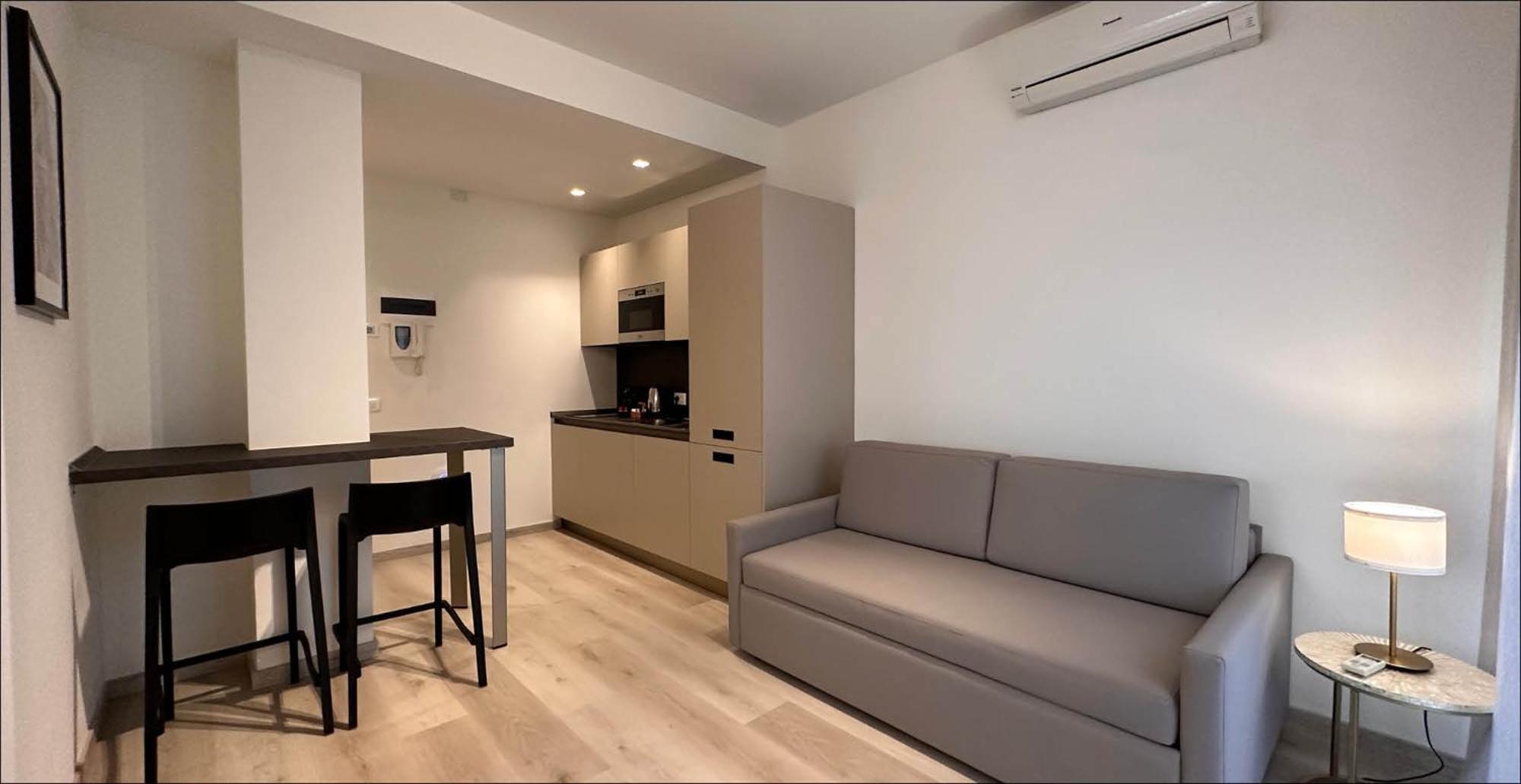 Residence Lungomare - Charming Apartments Riccione Quarto foto